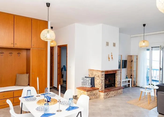 Dimitras Luxus House Апартаменты Архангелос