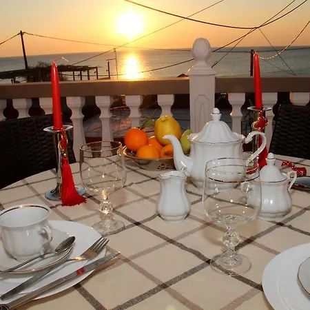 Dimitras Luxus House